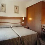 Selvapark Apartment *